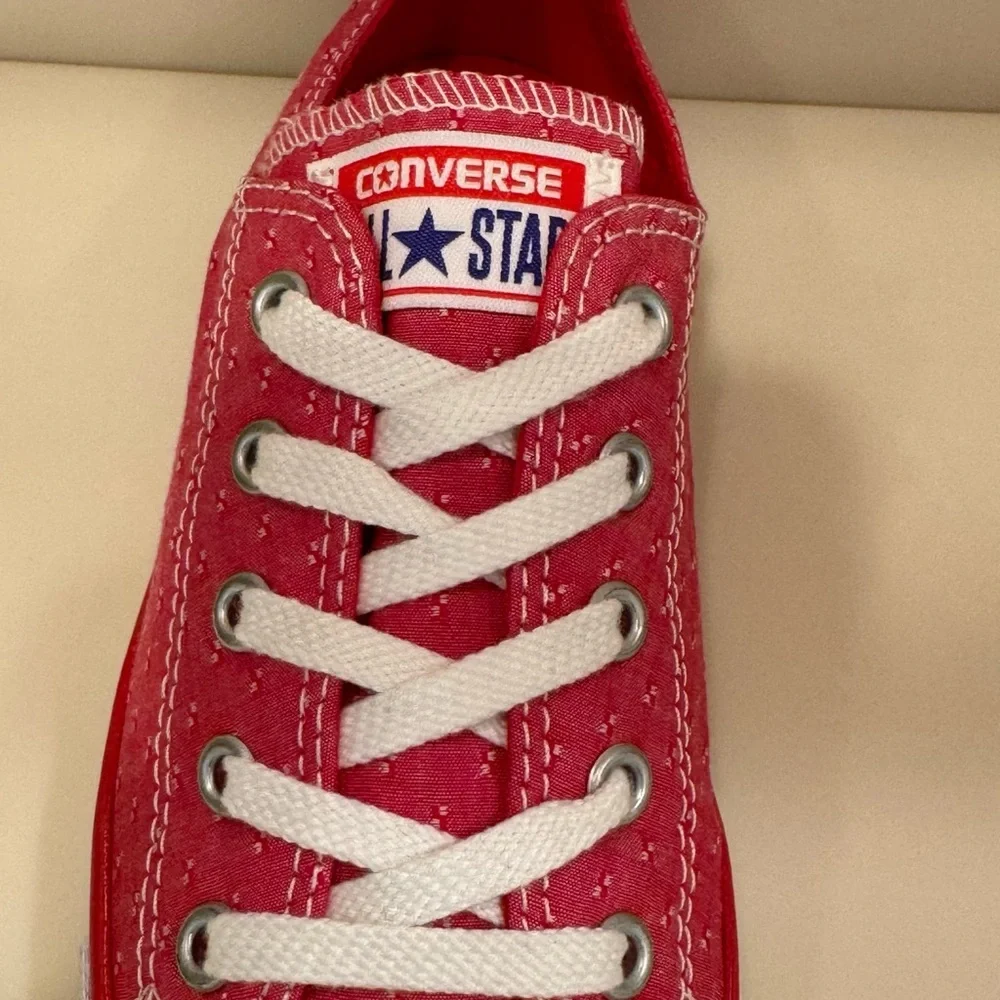 Converse Womens Chuck Taylor All Star Dainty Ox Sneakers Casino Red